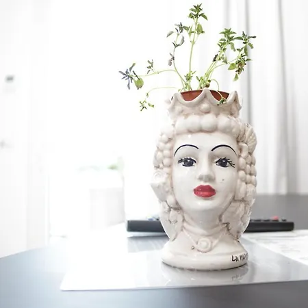 Venere Konukevi Castelmola